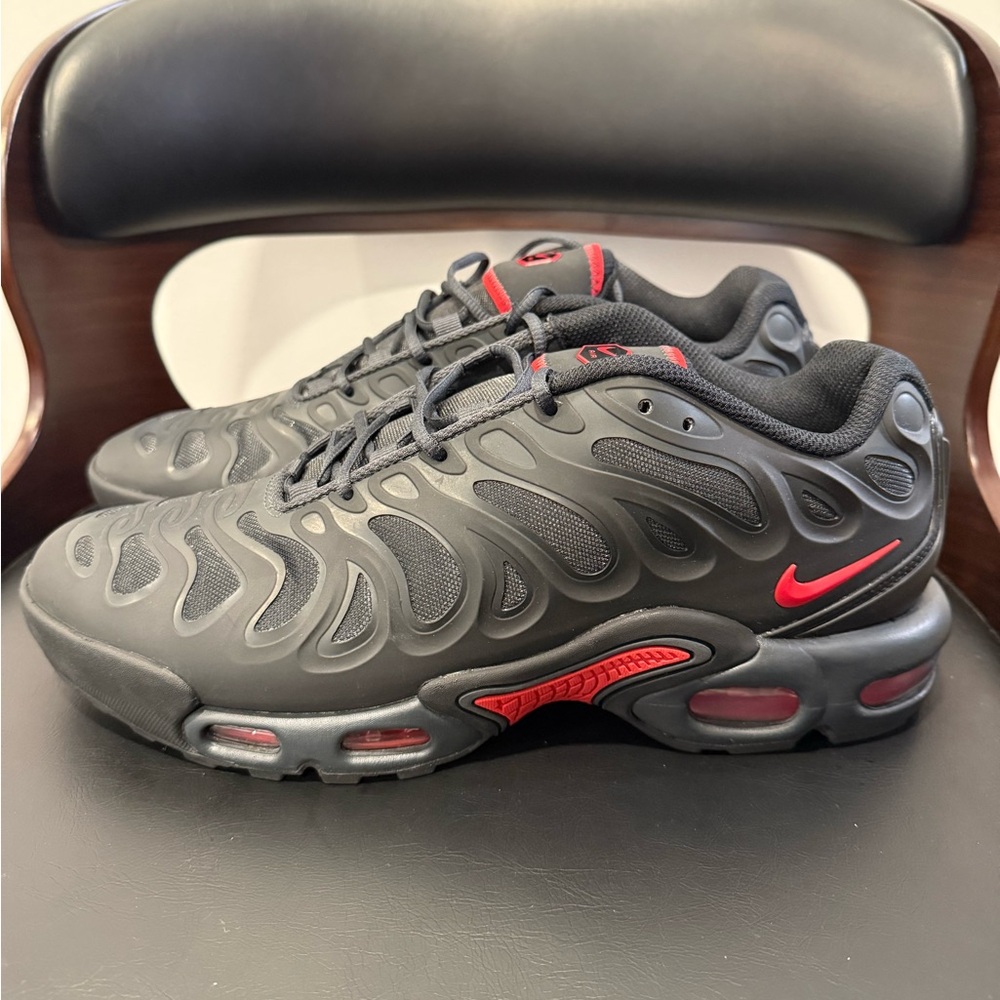 Nike Air Max Plus Drift Bred